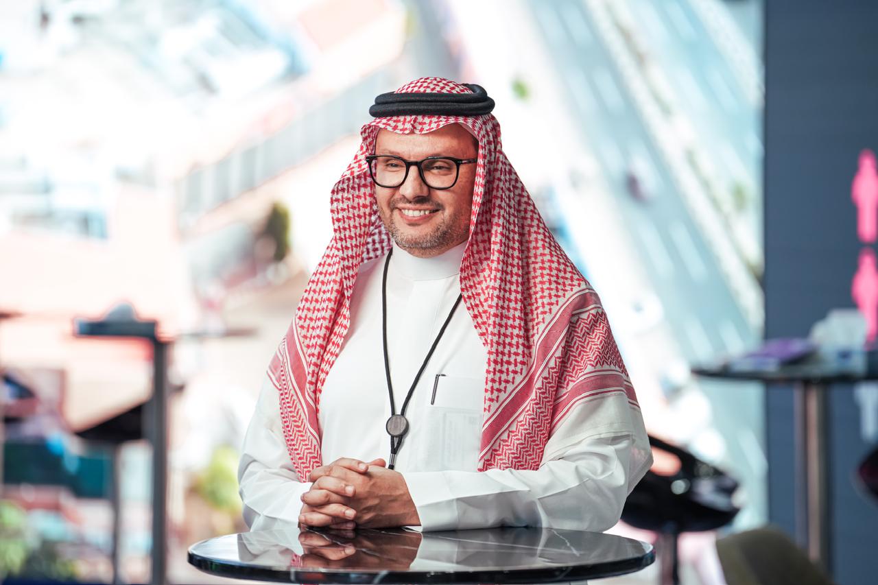 المدير التنفيذي لمجمع اطباء الخليج  الطبي 